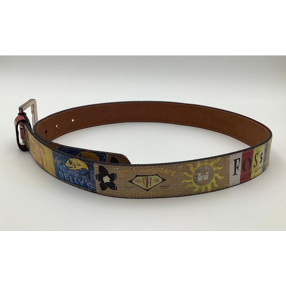 Vintage Fossil Graphic Leather Belt Beach Novelty Pin Up Waves and Babes sz M - Picture 4 of 7
